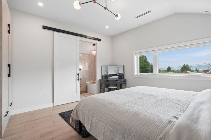 Photo 22 at 1889 E 34th Avenue, Victoria VE, Vancouver East