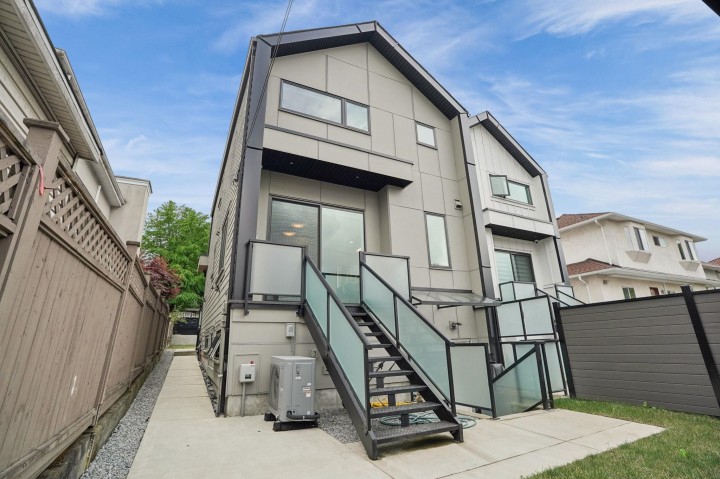 Photo 37 at 1889 E 34th Avenue, Victoria VE, Vancouver East
