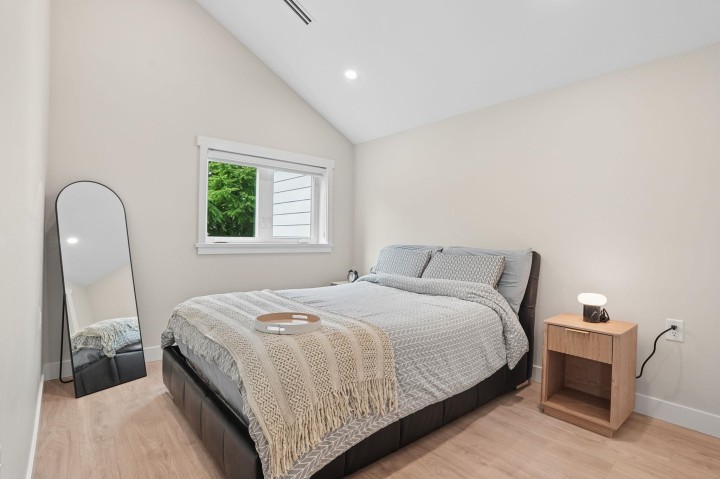 Photo 31 at 1889 E 34th Avenue, Victoria VE, Vancouver East