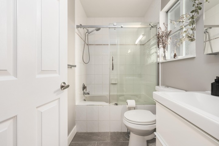 Photo 15 at 407 - 1333 W 7th Avenue, Fairview VW, Vancouver West