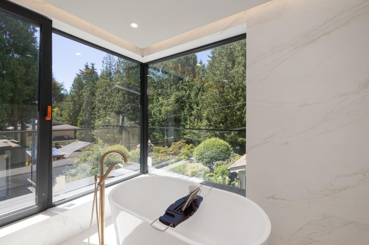 Photo 17 at 4090 W 31st Avenue, Dunbar, Vancouver West