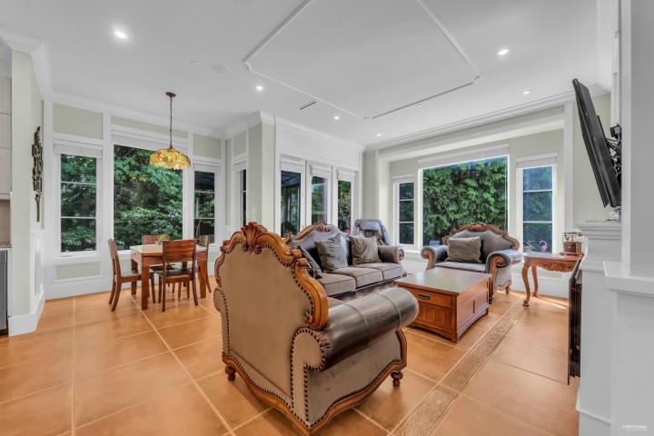 Photo 7 at 1835 Mathers Avenue, Ambleside, West Vancouver