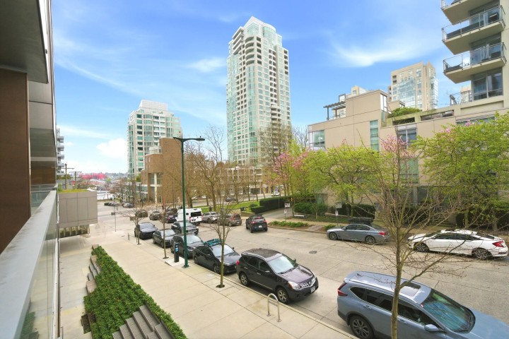 Photo 18 at 306 - 1480 Howe Street, Vancouver West