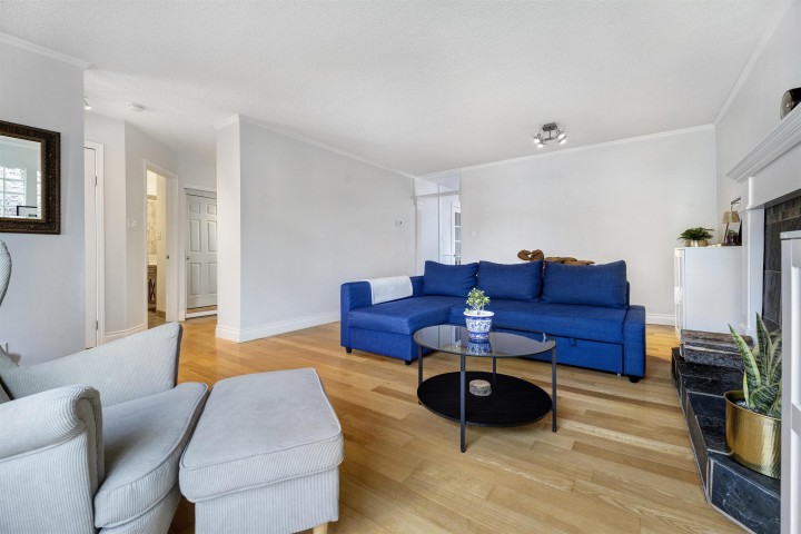Photo 3 at 828 Nicolum Court, North Vancouver