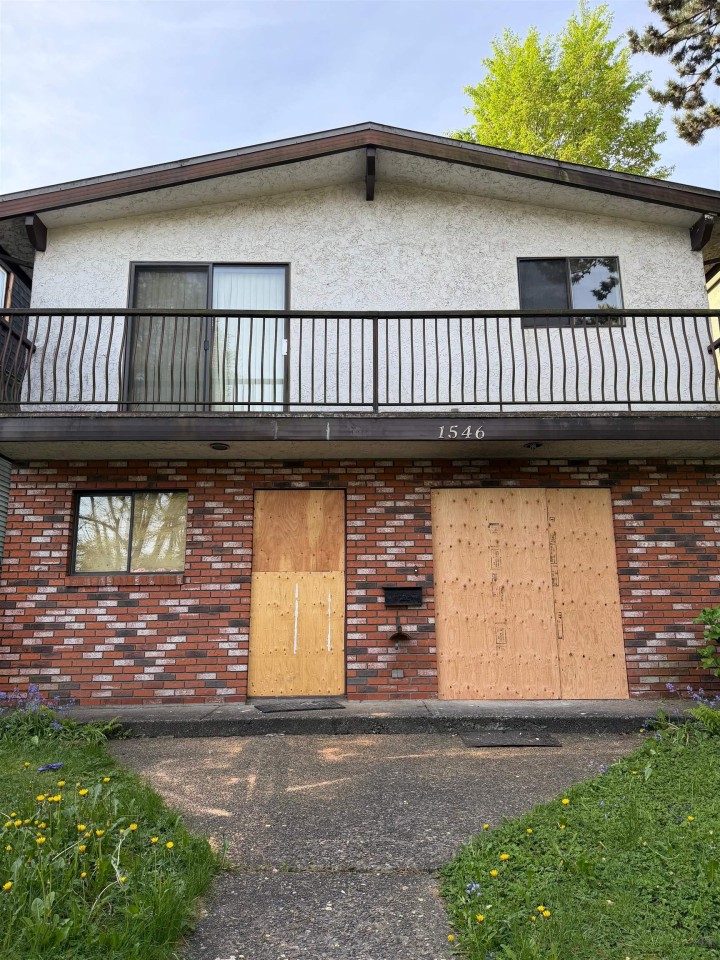 Photo 2 at 1546 Adanac Street, Hastings, Vancouver East
