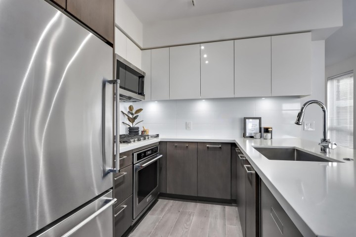 Photo 3 at 313 - 417 Great Northern Way, Strathcona, Vancouver East