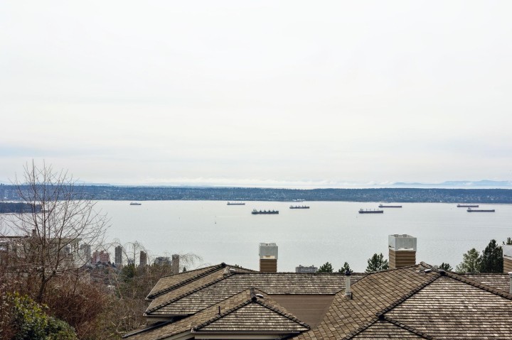 Photo 29 at 2416 Carr Lane, Panorama Village, West Vancouver