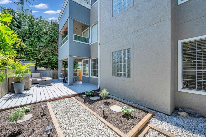 Photo 34 at 110 - 125 W 18th Street, Central Lonsdale, North Vancouver