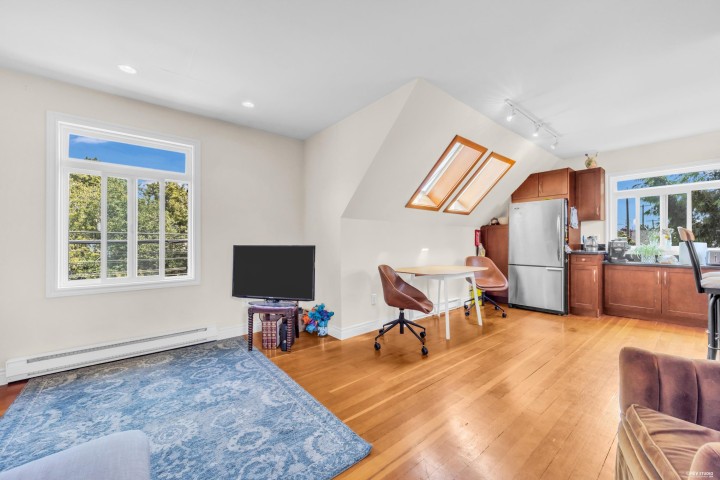 Photo 18 at 2636 Prince Albert Street, Mount Pleasant VE, Vancouver East