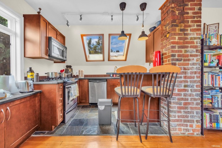 Photo 15 at 2636 Prince Albert Street, Mount Pleasant VE, Vancouver East