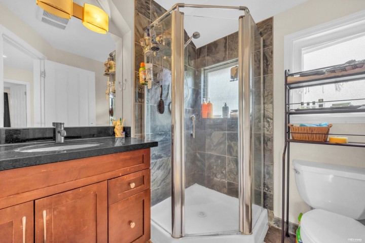 Photo 19 at 2636 Prince Albert Street, Mount Pleasant VE, Vancouver East