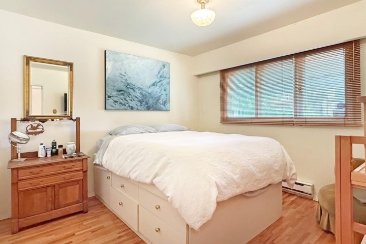 Photo 17 at 125 E 48th Avenue, Main, Vancouver East