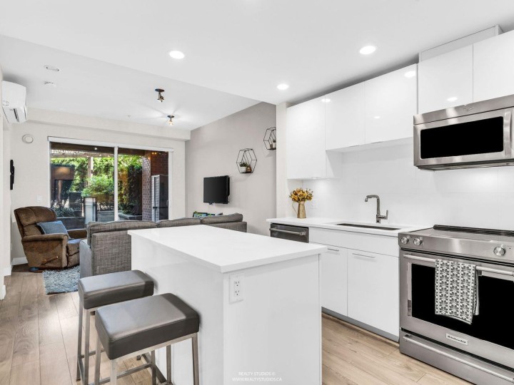 Photo 3 at 117 - 723 W 3rd Street, Harbourside, North Vancouver
