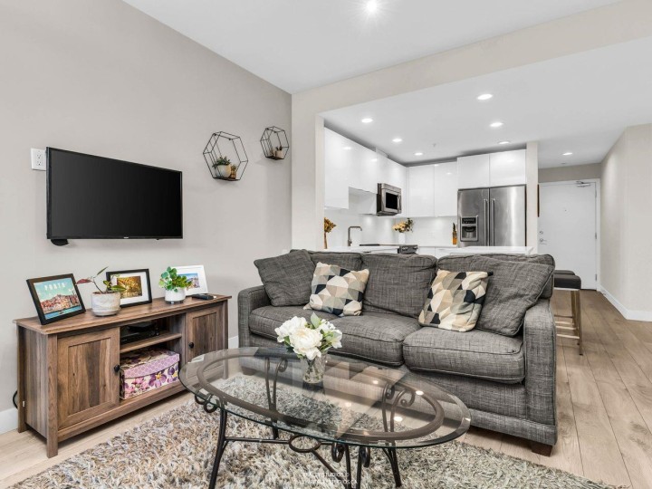 Photo 5 at 117 - 723 W 3rd Street, Harbourside, North Vancouver