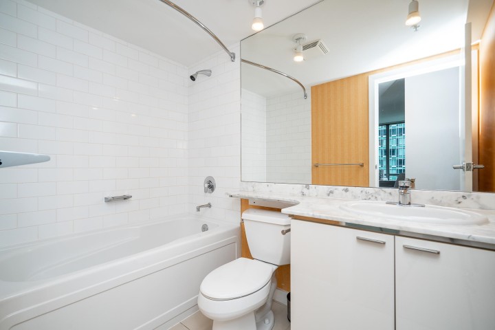 Photo 22 at 2604 - 1288 W Georgia Street, West End VW, Vancouver West
