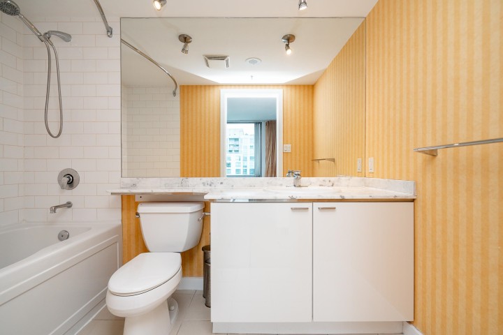 Photo 15 at 2604 - 1288 W Georgia Street, West End VW, Vancouver West
