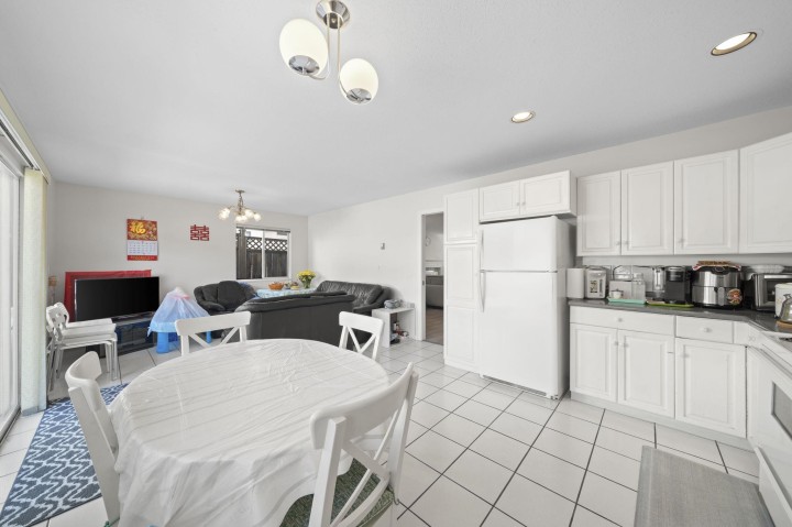 Photo 11 at 1855 E 53rd Avenue, Killarney VE, Vancouver East