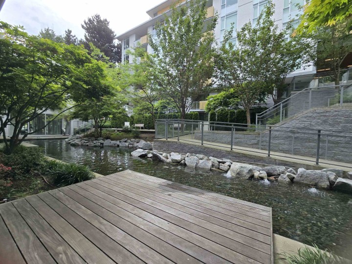 Photo 32 at 102 - 375 W 59th Avenue, South Cambie, Vancouver West
