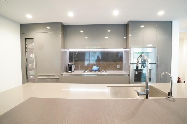 Photo 5 at 102 - 375 W 59th Avenue, South Cambie, Vancouver West