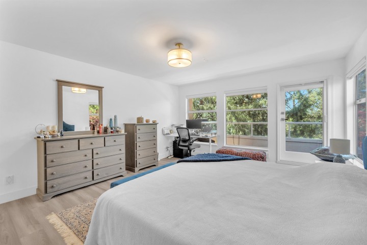 Photo 26 at 8 - 2425 Edgemont Boulevard, Mosquito Creek, North Vancouver