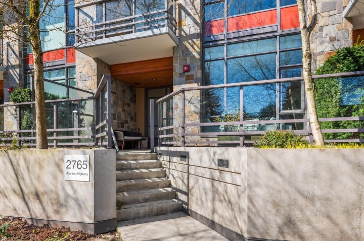 Photo 2 at 2765 Mountain Highway, Lynn Valley, North Vancouver