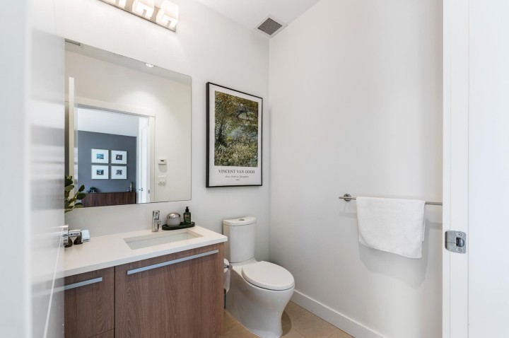 Photo 29 at 2765 Mountain Highway, Lynn Valley, North Vancouver
