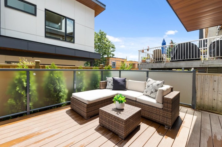 Photo 3 at B - 4260 Sophia Street, Vancouver East