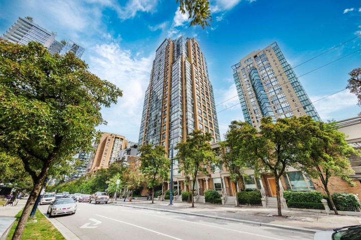 Photo 24 at 1003 - 1188 Richards Street, Yaletown, Vancouver West
