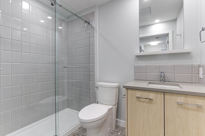 Photo 11 at 403 - 4933 Clarendon Street, Collingwood VE, Vancouver East