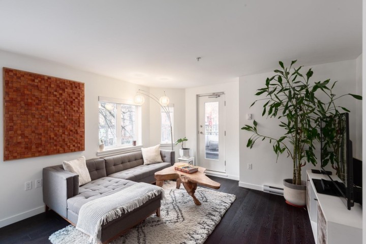 Photo 3 at 203 - 370 Carrall Street, Downtown VE, Vancouver East