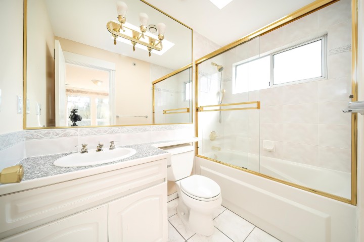 Photo 17 at 2039 W 62 Avenue, S.W. Marine, Vancouver West
