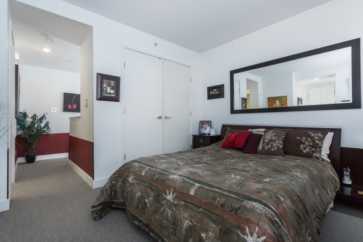 Photo 13 at 104 - 1168 Richards Street, Yaletown, Vancouver West