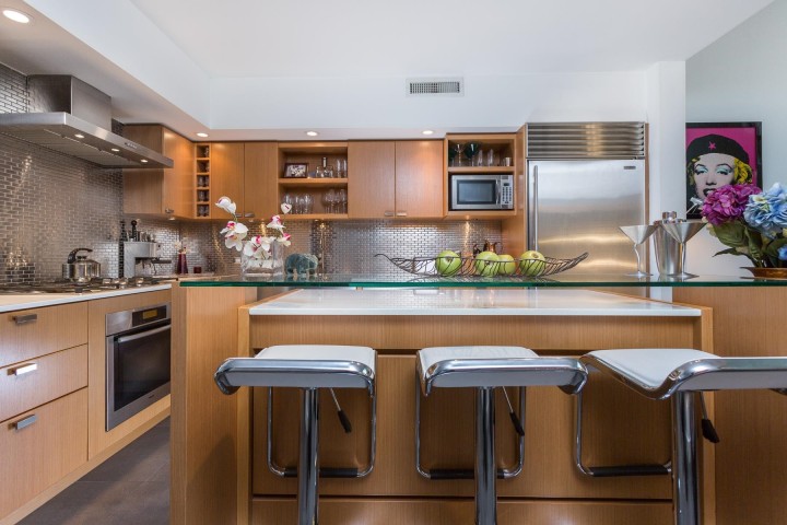 Photo 1 at 104 - 1168 Richards Street, Yaletown, Vancouver West