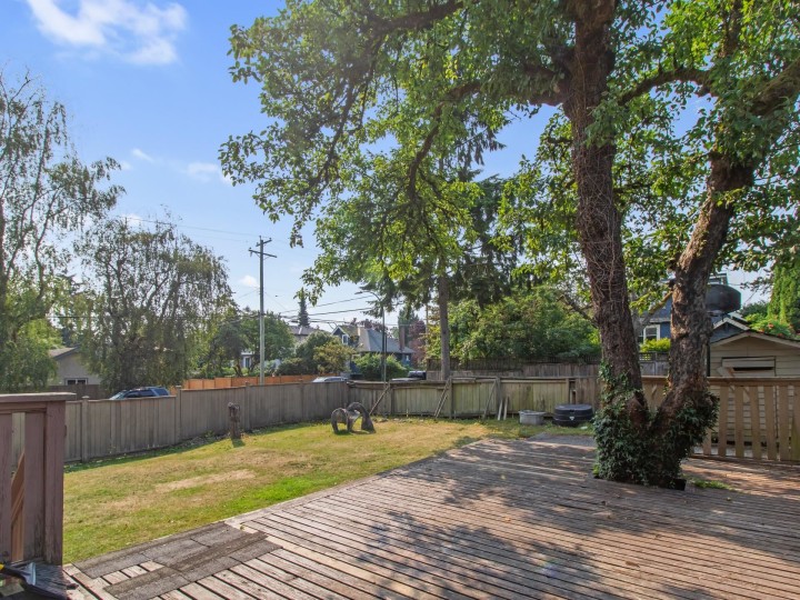 Photo 13 at 4606 W 11th Avenue, Point Grey, Vancouver West