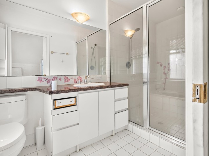 Photo 9 at 4606 W 11th Avenue, Point Grey, Vancouver West