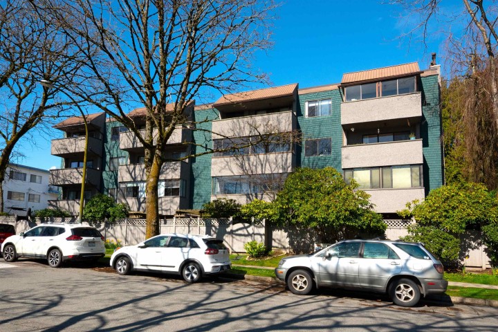 Photo 3 at 405 - 8775 Cartier Street, Marpole, Vancouver West