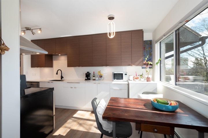 Photo 9 at 405 - 8775 Cartier Street, Marpole, Vancouver West