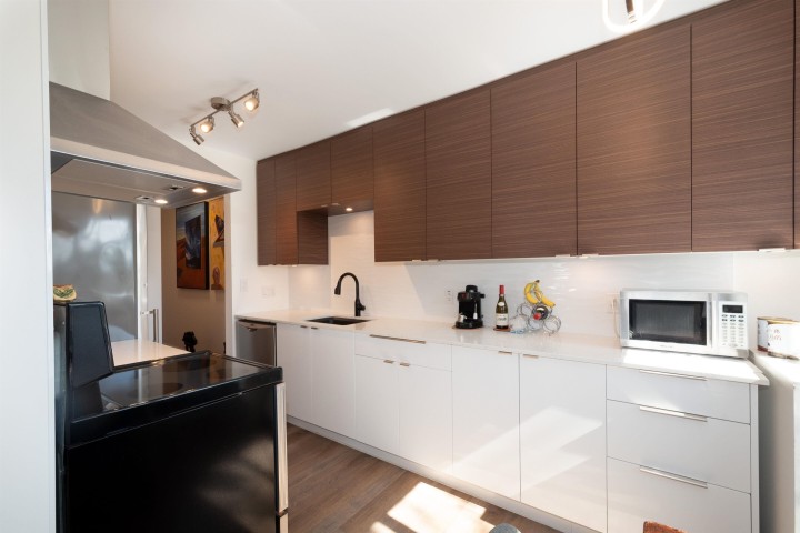 Photo 8 at 405 - 8775 Cartier Street, Marpole, Vancouver West
