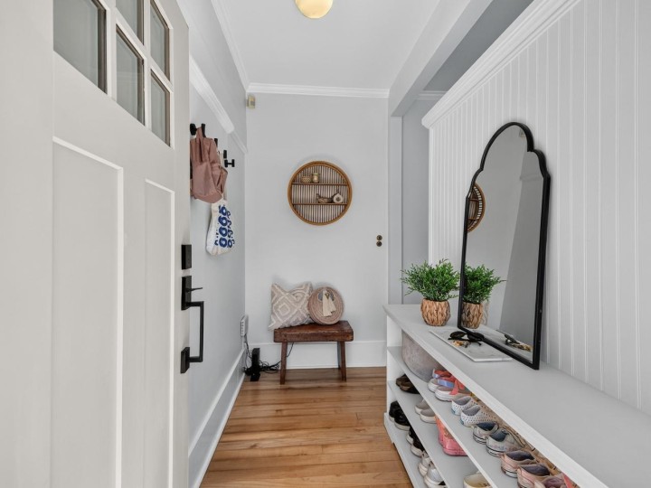 Photo 3 at 3730 Windsor Street, Vancouver East