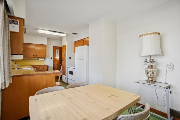Photo 13 at 925 Nanaimo Street, Grandview Woodland, Vancouver East