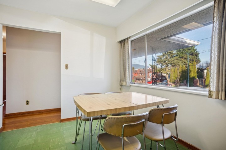 Photo 12 at 925 Nanaimo Street, Grandview Woodland, Vancouver East