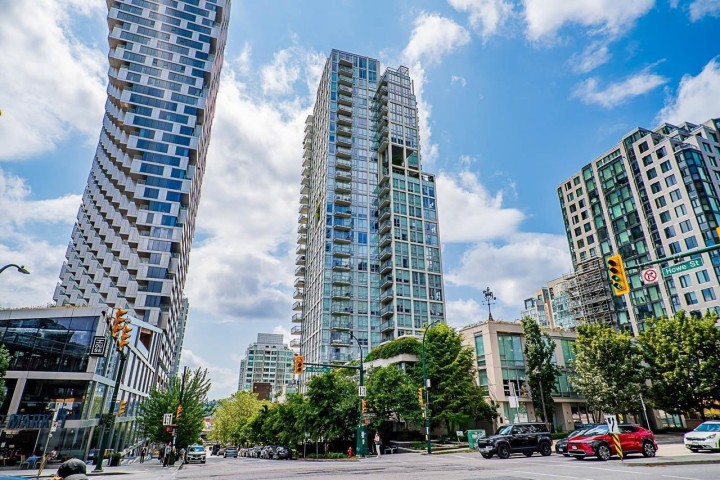 Photo 10 at 2901 - 1455 Howe Street, Yaletown, Vancouver West