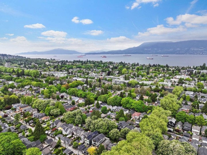Photo 32 at 1 - 2926 W 12th Avenue, Kitsilano, Vancouver West