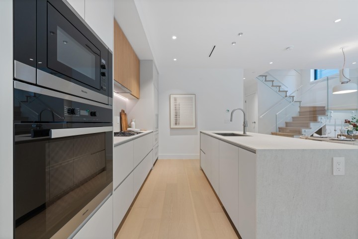 Photo 5 at 1 - 2926 W 12th Avenue, Kitsilano, Vancouver West
