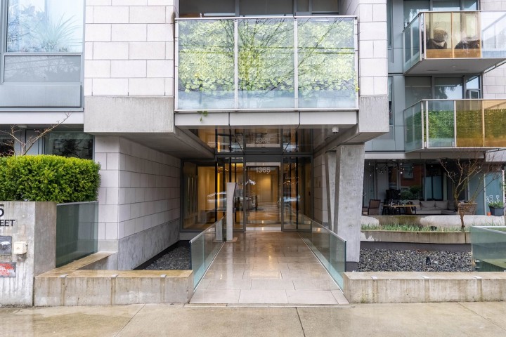 Photo 2 at 203 - 1365 Davie Street, West End VW, Vancouver West
