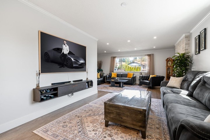 Photo 7 at 2333 Kirkstone Road, North Vancouver
