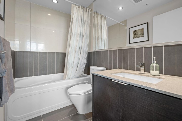 Photo 17 at 907 - 175 W 2nd Street, Lower Lonsdale, North Vancouver