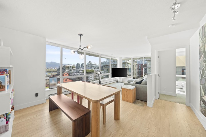 Photo 3 at 908 - 1783 Manitoba Street, False Creek, Vancouver West