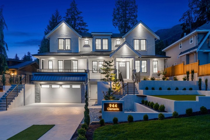 Photo 1 at 944 Clements Avenue, Canyon Heights NV, North Vancouver