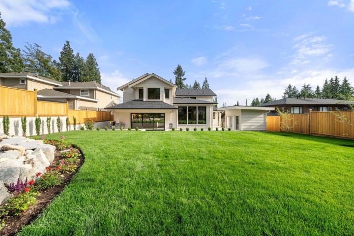 Photo 5 at 944 Clements Avenue, Canyon Heights NV, North Vancouver